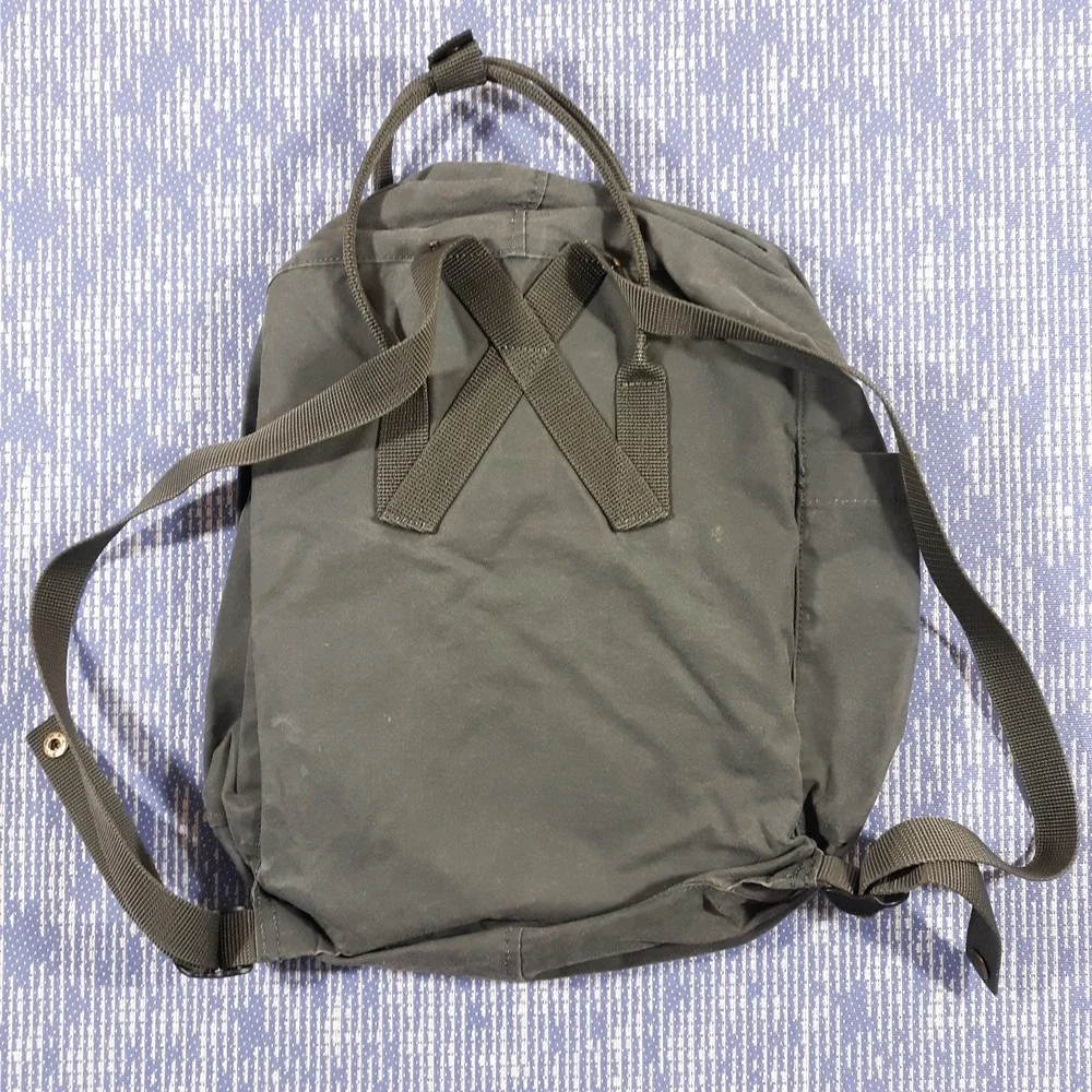 Fjallraven Kanken Backpack Soft Case Adjustable Straps Unisex Daypack 23510